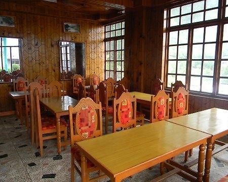 Hotel Him Parvat Manāli Esterno foto